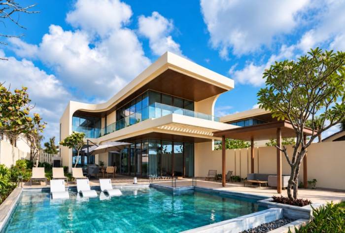 Bộ sưu tập giới hạn Beachfront Villa tại The Grand Ho Tram sở hữu vị trí tựa rừng và liền kề biển. Ảnh: The Grand Ho Tram
