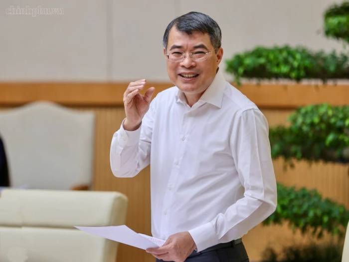 Thủ tướng Lê Minh Hưng chủ trì phiên họp chuyên đề xây dựng pháp luật, chiều 16/9. Ảnh: VGP