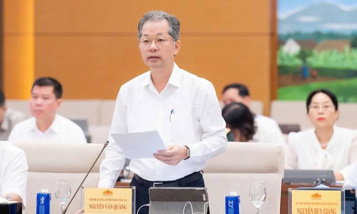 Chánh án TAND Tối cao Nguyễn Văn Quảng phát biểu tại phiên họp sáng 24/9. Ảnh: Cổng TTĐT Quốc hội