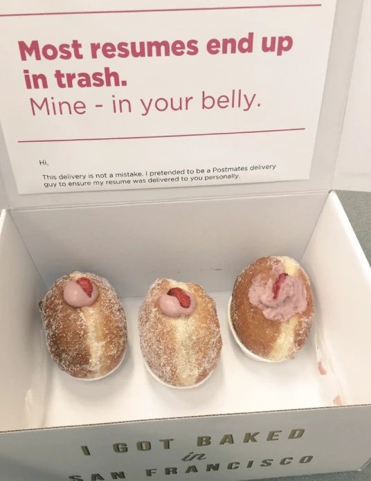 Hộp bánh donut mà Yla đã giao cho các công ty công nghệ. Ảnh: Business Insider