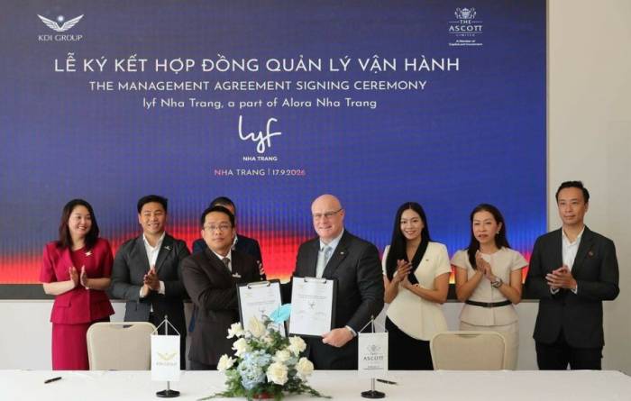 Đại diện KDI Group và The Ascott Limited ký kết hợp tác. Ảnh: KDI Group