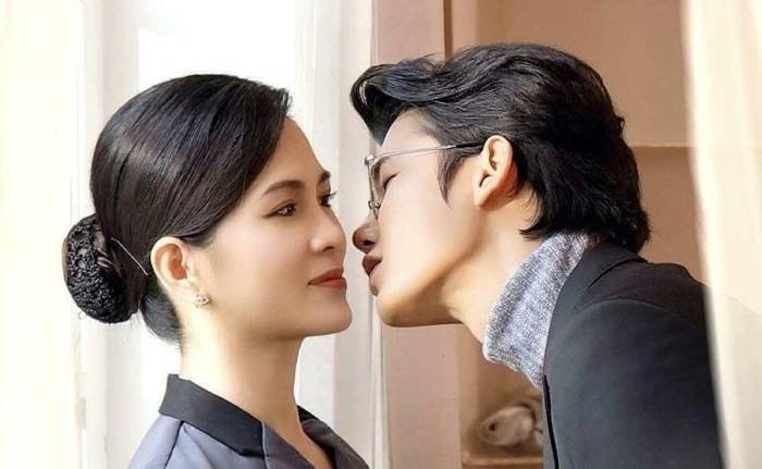 Mẹ lao công học yêu - phim ngắn từng gây sốt trên Yeah1 Edigital - một trong những chủ thể đủ điều kiện phổ biến phim trên không gian mạng ở Việt Nam. Ảnh: Yeah1