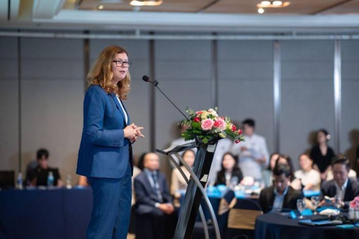 Bà Silvia Danailov, Trưởng Đại diện UNICEF tại Việt Nam, chia sẻ về tương lai của trẻ em Việt Nam. Ảnh: UNICEF Việt Nam