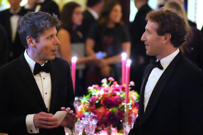 CEO Sam Altman của OpenAI và CEO Mark Zuckerberg của Meta tại quốc yến ở Nhà Trắng ngày 24/9. Ảnh: AP