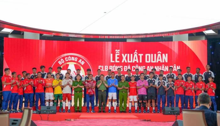 Bộ Công an tổ chức lễ xuất quân tham dự mùa giải 2026-2027 của CLB Công An Nhân Dân. Ảnh: CAND FC