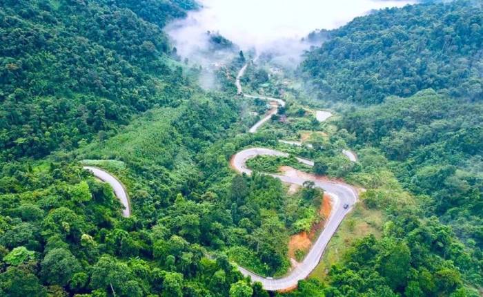 Dốc Chuối đoạn qua xã Mường Quàng, nơi xảy ra tai nạn. Ảnh: Hùng Lê
