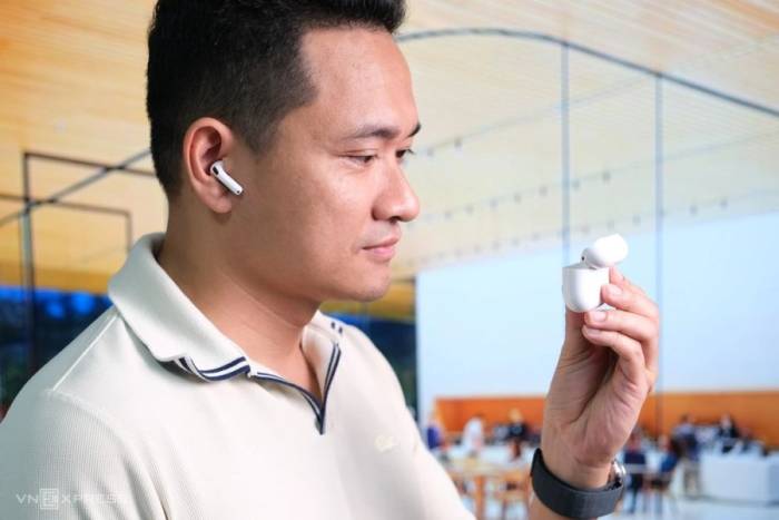 AirPods 5 là một trong các mẫu tai nghe dạng mở (open-ear) hiếm hoi có ANC. Ảnh: Tuấn Hưng