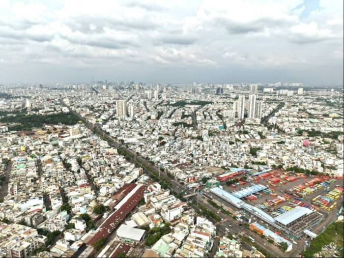 Một góc khu Tây TP HCM với mật độ dân số cao. Ảnh: Như Hoàng