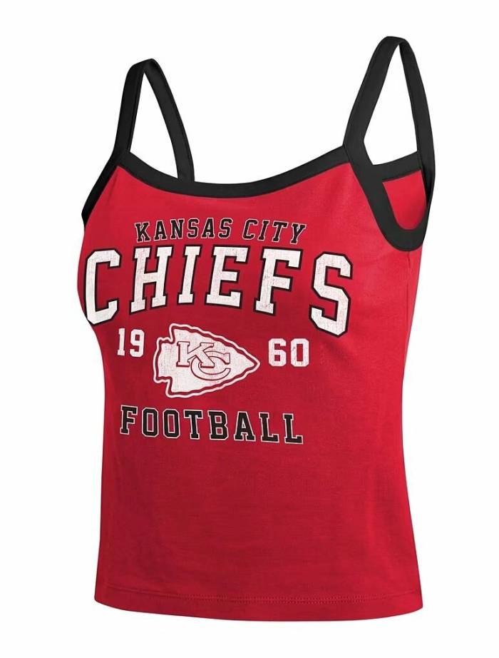 Mẫu tank top Taylor Swift mặc trong trận đấu đã được bán hết. Ảnh: Fanatics