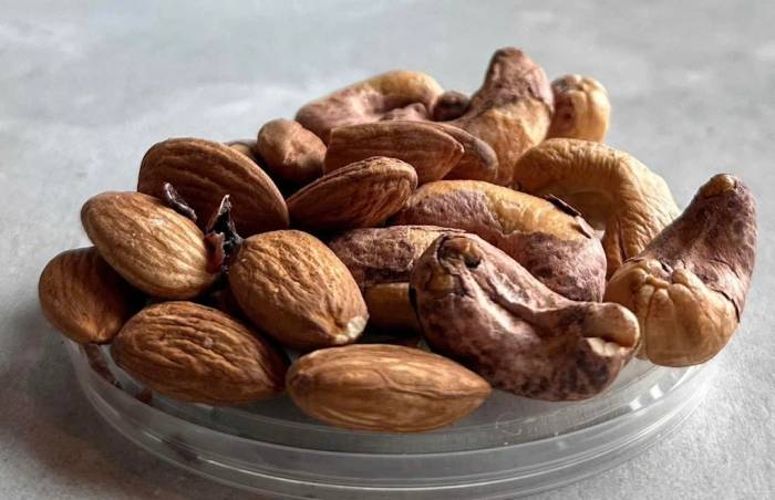 Hạnh nhân giàu chất dinh dưỡng có lợi cho huyết áp. Ảnh: Lê Nguyễn