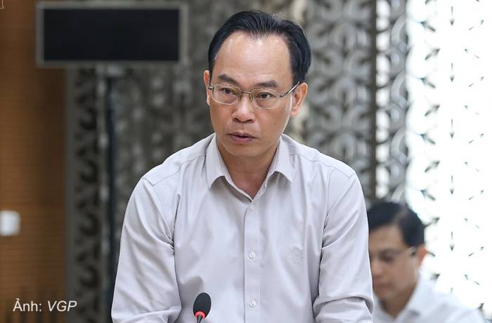 Bộ trưởng Giáo dục và Đào tạo Hoàng Minh Sơn phát biểu tại cuộc họp với Thủ tướng, sáng 21/9. Ảnh: VGP