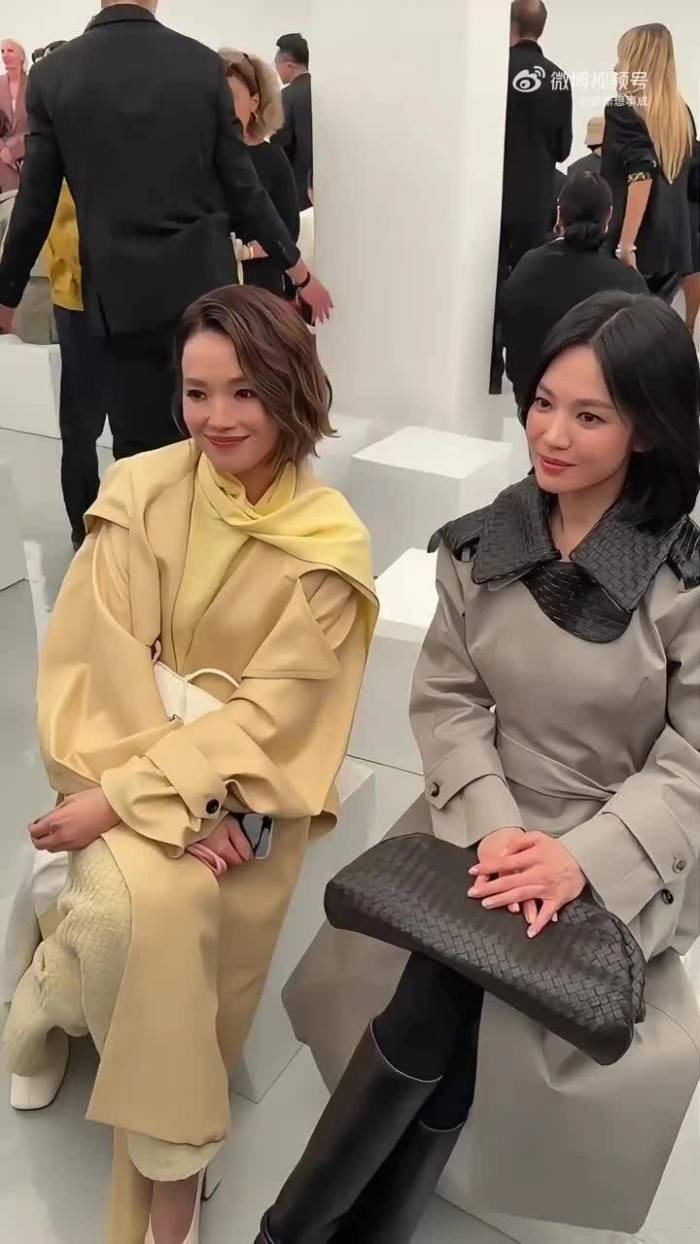 Thư Kỳ, Song Hye Kyo dự tuần thời trang Milan 2026