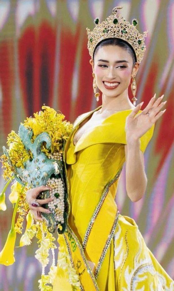 Khoảnh khắc Emoura Phạm tại Miss Grand Vietnam 2026