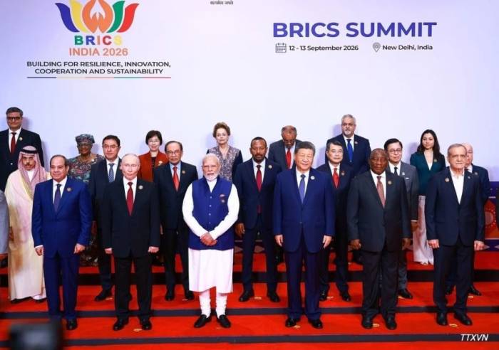 Thủ tướng Lê Minh Hưng cùng các trưởng đoàn tham dự Hội nghị thượng đỉnh BRICS lần thứ 18. Ảnh: TTXVN