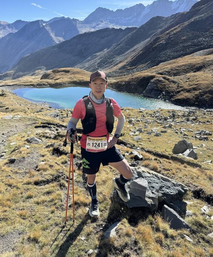 Runner Lưu Đức Toản trên đường chạy TOR De Geants. Ảnh: NVCC