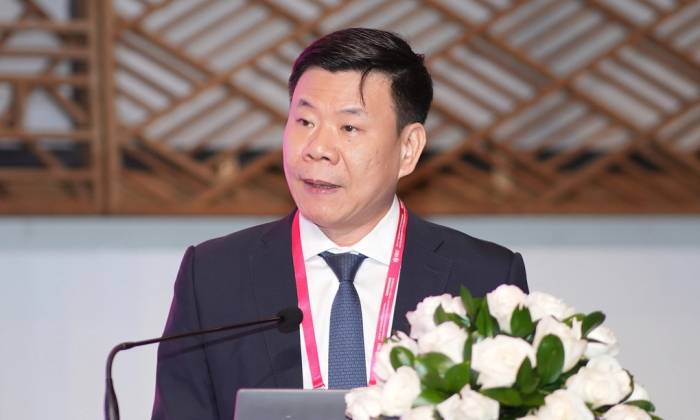 PGS.TS Nguyễn Công Long trình bày tại hội nghị. Ảnh: Phú Tài