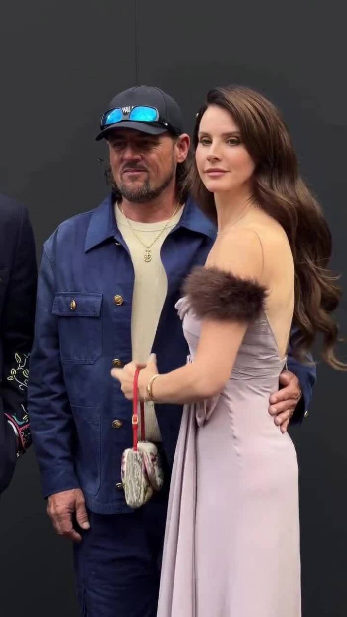 Lana Del Rey và chồng tại tuần thời trang Paris 2025