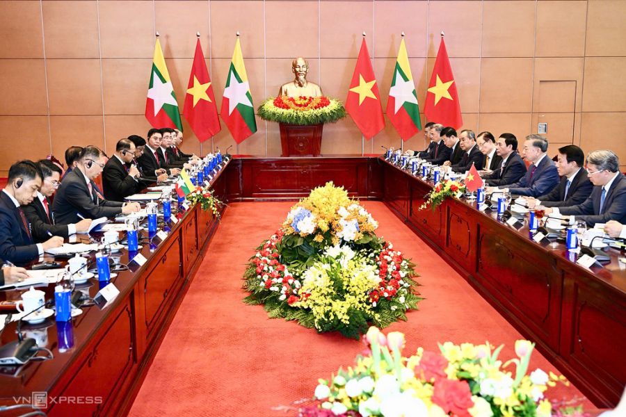Tổng Bí thư, Chủ tịch nước Tô Lâm và Tổng thống Myanmar Min Aung Hlaing hội đàm ngày 5/9. Ảnh: Giang Huy