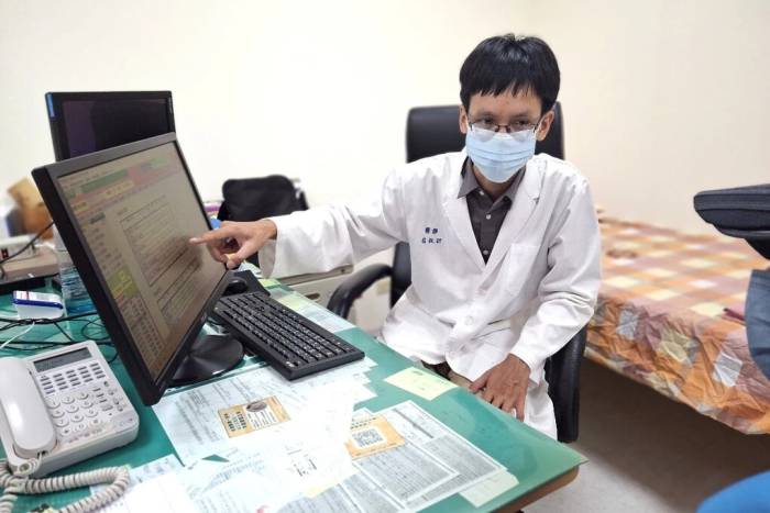Bác sĩ Lu Shu-hsin, chuyên khoa Thần kinh tại Bệnh viện Tưởng niệm Mã Giai Đài Đông. Ảnh: Taitung Mackay Memorial Hospital