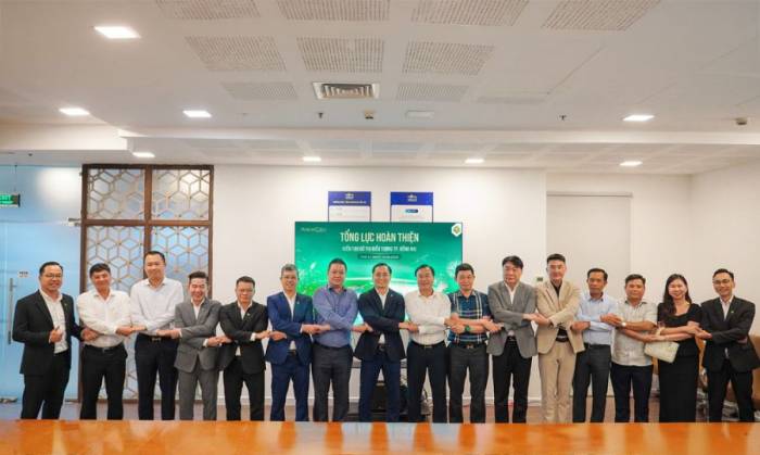 Đại diện Novaland cùng đối tác tài chính, nhà thầu tại sự kiện. Ảnh: Novaland