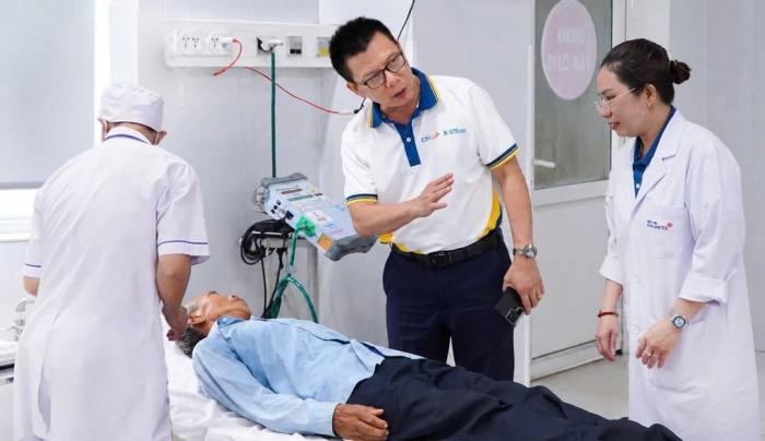 Đi khám từ thiện, người đàn ông lên cơn nhồi máu cơ tim
