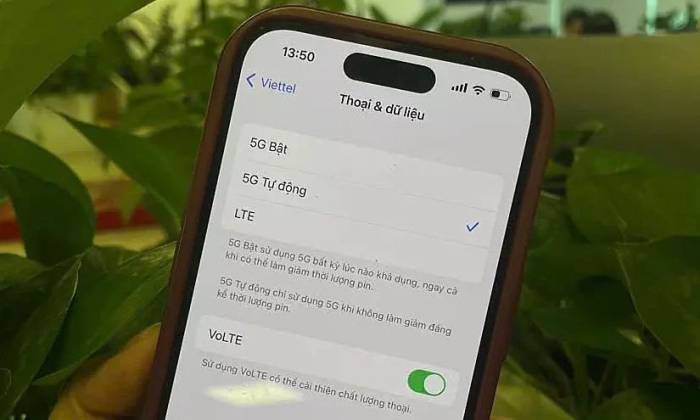 Nút kích hoạt tính năng VoLTE trên một điện thoại. Ảnh: Thu Thủy