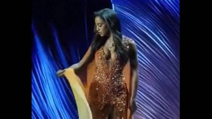 Hoa hậu Jamaica cấp cứu vì ngã trên sân khấu Miss Universe