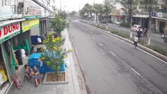 Người nước ngoài dàn cảnh trộm vàng
