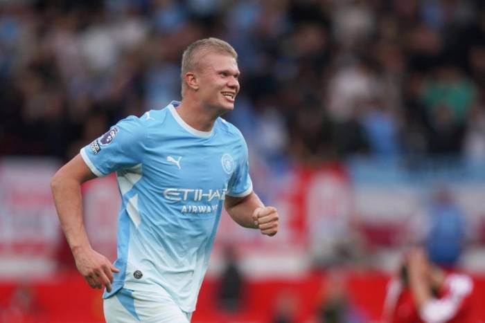 Erling Haaland ăn mừng sau trận Man Utd gặp Man City tại Ngoại hạng Anh ở Old Trafford, Manchester, Anh, ngày 13/9/2026. Ảnh: AP