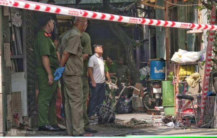 Hiện trường cháy bị phong tỏa. Ảnh: Đình Văn