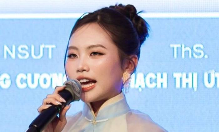 Phương Mỹ Chi bị phản ứng vì cách sử dụng khăn Piêu