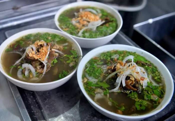 Miến lươn nước giòn ở Chân Cầm. Ảnh: Đình Huy