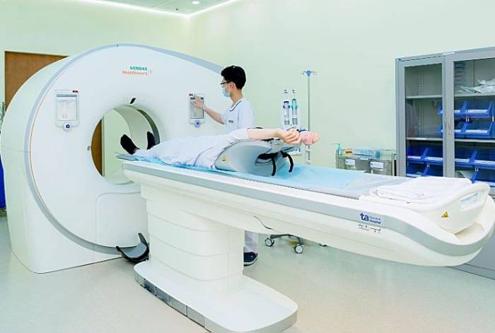 Chụp CT 100.000 lát cắt tích hợp AI liều tia thấp, tốc độ nhanh giúp phát hiện sớm các nguy cơ đột quỵ. Ảnh: Phòng khám Đa khoa Tâm Anh Quận 7