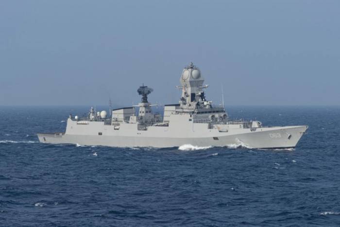 Khu trục hạm INS Kolkata của Ấn Độ tham gia diễn tập Malabar ở khu vực phía bắc biển Arab vào năm 2020. Ảnh: Hải quân Mỹ