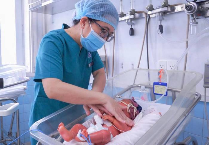 Bệnh nhi được chăm sóc tại Bệnh viện Nhân dân Gia Định. Ảnh: Bệnh viện cung cấp