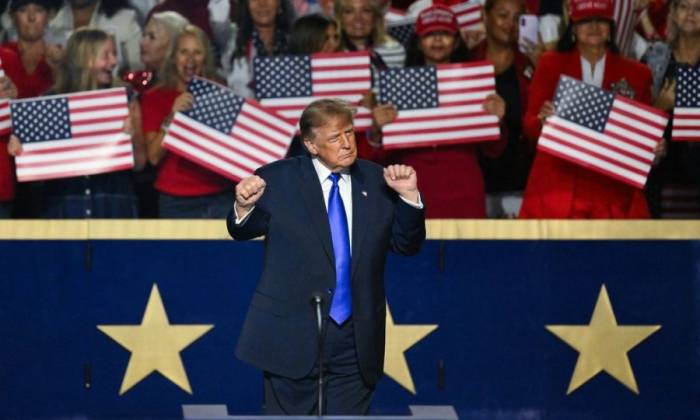 Tổng thống Trump tại đại hội giữa kỳ toàn quốc của đảng Cộng hòa ở Trung tâm American Airlines, Dallas, Texas, ngày 9/9. Ảnh: AFP