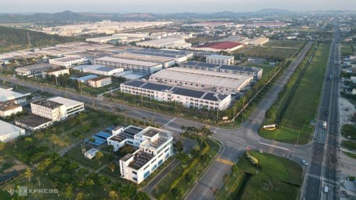 Khu công nghiệp VSIP Quảng Ngãi, nơi thu hút nhiều nhà đầu tư nước ngoài như Singapore, Mỹ, Nhật Bản, Trung Quốc...Ảnh: Phạm Linh