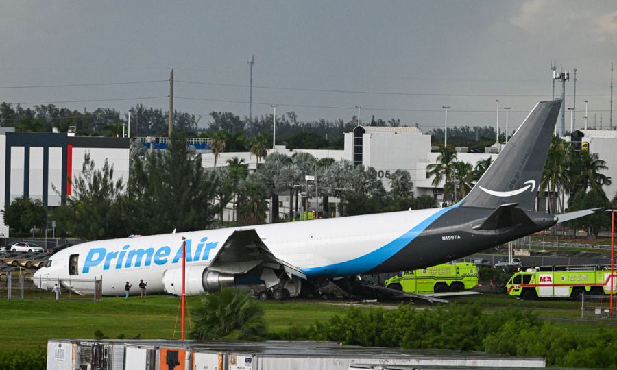 Máy bay Boeing 767 tại sân bay quốc tế Miami ở Mỹ hôm 6/9. Ảnh: AFP