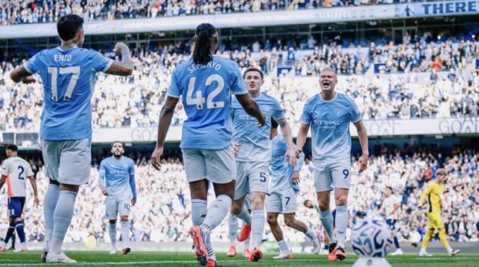 Erling Haaland mừng bàn cùng đồng đội trong trận Man City thắng Coventry City 1-0 ở vòng ba Ngoại hạng Anh trên sân Etihad, Manchester, Anh ngày 5/9/2026. Ảnh: Man City