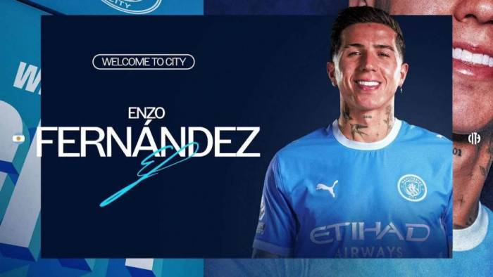 Enzo Fernandez ra mắt Man City
