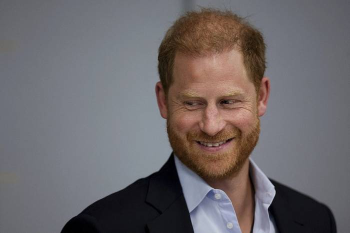 Hoàng tử Harry tại London năm 2025. Ảnh: AP