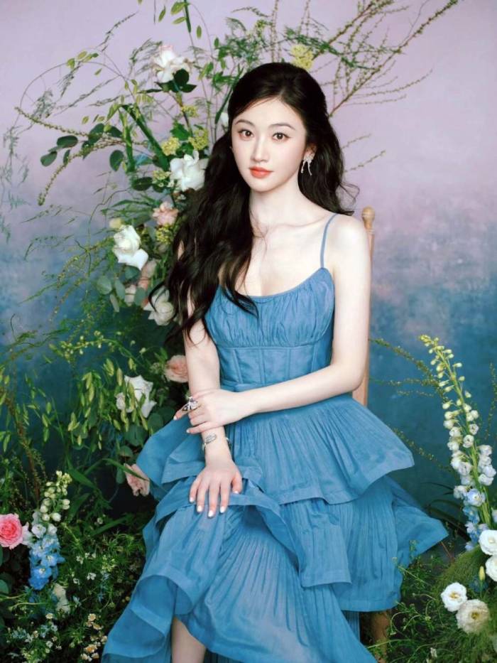 Diễn viên Cảnh Điềm. Ảnh: Weibo