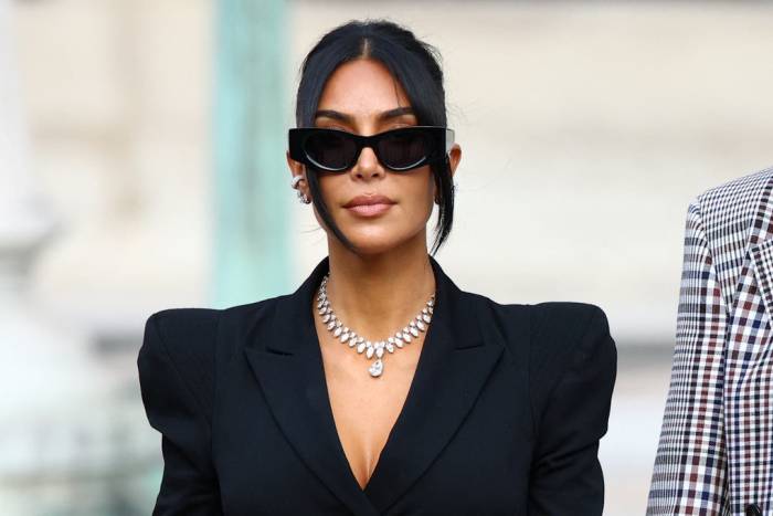 Kim Kardashian gây chú ý khi ra tòa làm chứng năm 2025. Ảnh: Reuters