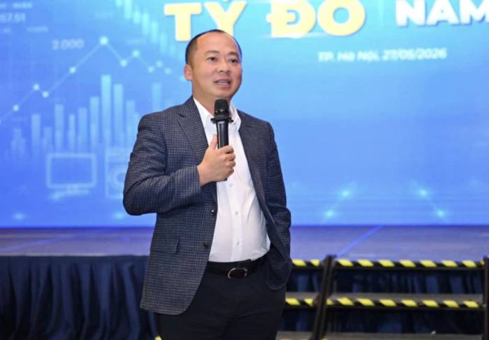 Ông Đoàn Văn Hiểu Em, CEO Điện Máy Xanh, trong một sự kiện hồi tháng 5/2026. Ảnh: DMX