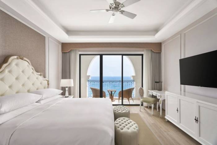 Không gian phòng nghỉ tại Sheraton Phu Quoc Long Beach Resort. Ảnh: Sheraton Phu Quoc Long Beach Resort