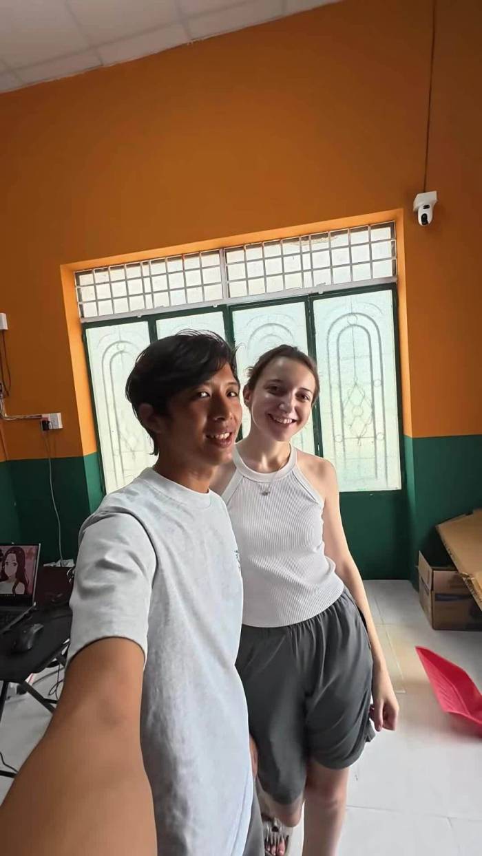 Cô gái Nga chinh phục trái tim anh thợ điện nước Việt