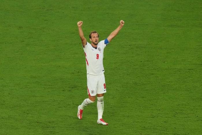 Đội trưởng Harry Kane (9) reo mừng sau khi thắng Na Uy 2-1 ở tứ kết World Cup 2026 trên sân Miami, Miami Gardens, Florida, Mỹ ngày 11/7/2026. Ảnh: AP