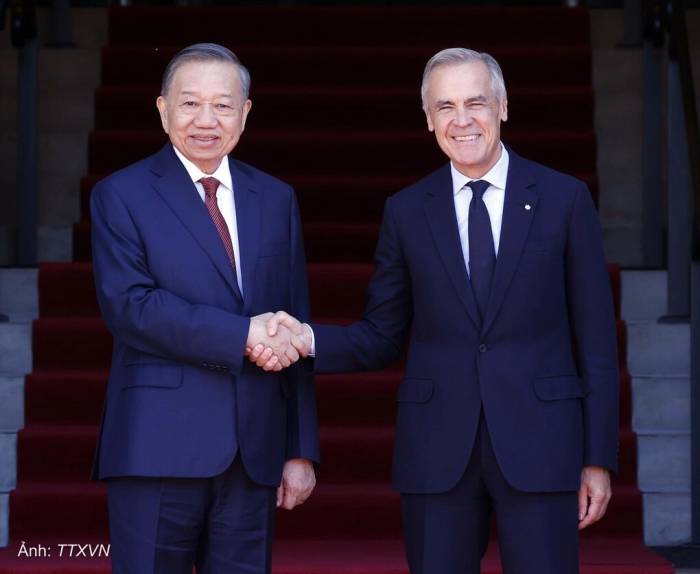 Tổng Bí thư, Chủ tịch nước Tô Lâm và Thủ tướng Canada Mark Carney. Ảnh: TTXVN