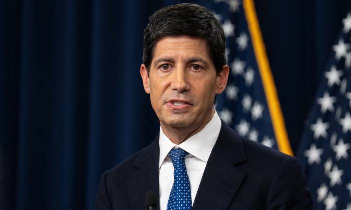 Chủ tịch Cục Dự trữ Liên bang Mỹ (Fed) Kevin Warsh phát biểu tại họp báo ở Washington ngày 16/9. Ảnh: AFP