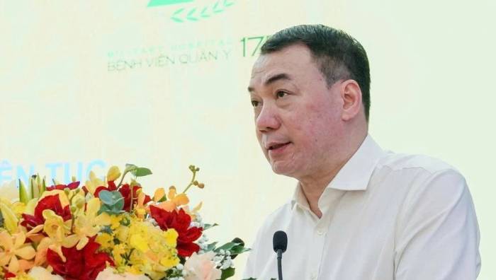 TS.BS Nguyễn Ngô Quang, Cục trưởng Cục Khoa học công nghệ và Đào tạo phát biểu tại hội thảo ở Bệnh viện Quân y 175 ngày 26/9. Ảnh: Bệnh viện cung cấp